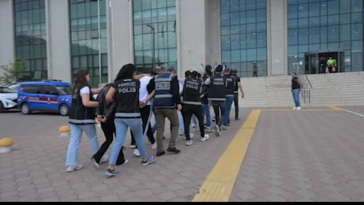 Kırıkkale’de büyük uyuşturucu operasyonu: 107 bin 200 adet ele geçirildi